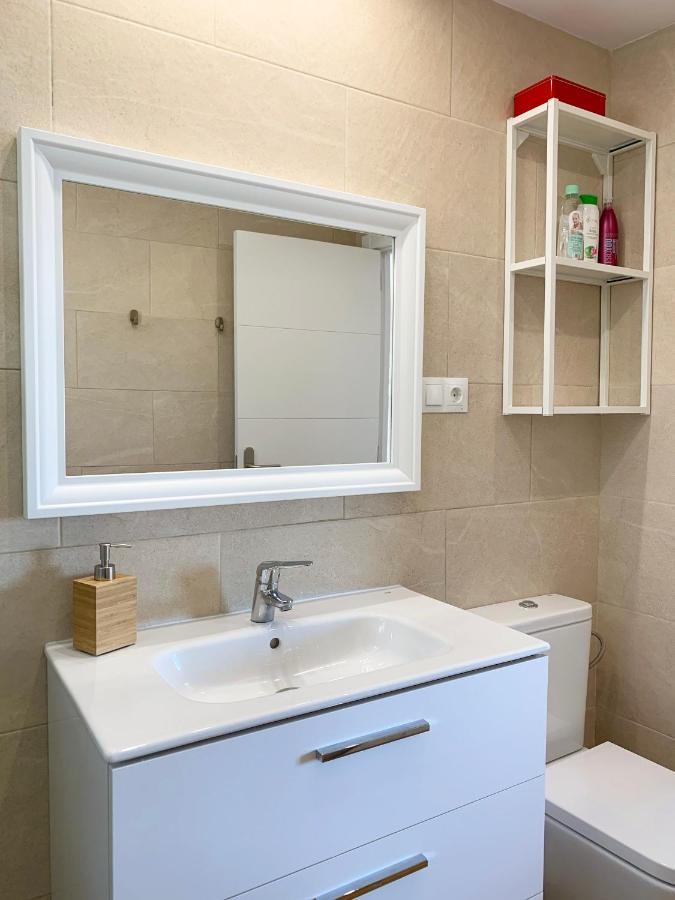 Malagadevacaciones - La Carihuela Palace Torremolinos Extérieur photo