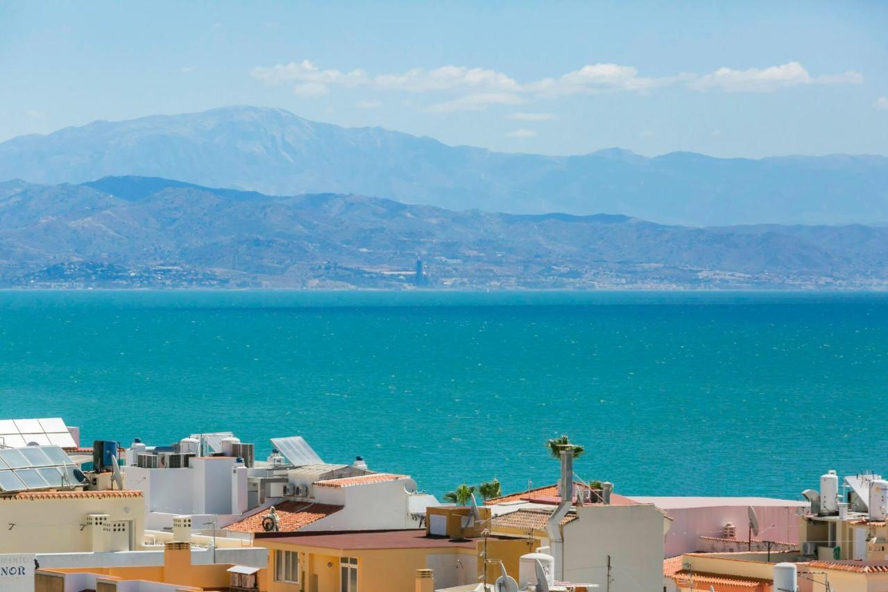Malagadevacaciones - La Carihuela Palace Torremolinos Extérieur photo